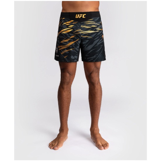 VENUM ヴェナム UFC Fusion by Venum Authentic Fight Night ファイトショーツ - ショートフィット -  Champion ベナム VNMUFC-00347-126