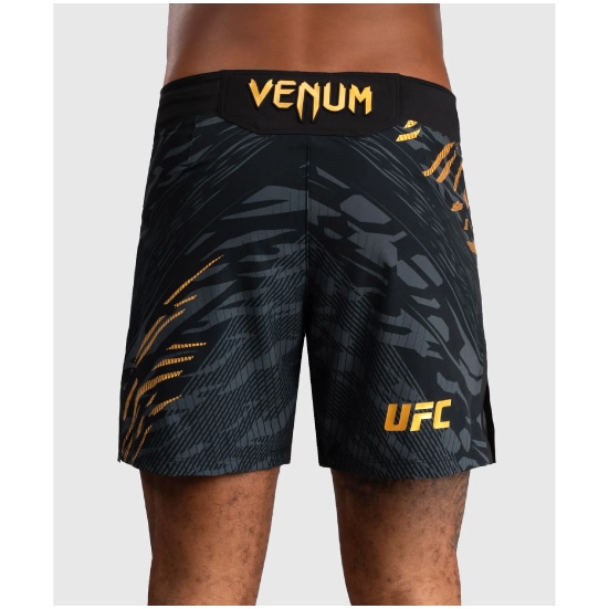 VENUM ヴェナム UFC Fusion by Venum Authentic Fight Night ファイトショーツ - ショートフィット -  Champion ベナム VNMUFC-00347-126