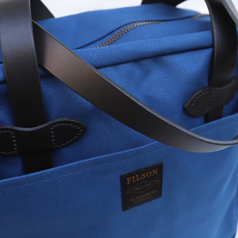 FILSON/�ե��륽�� TOTEBAG WITH ZIPPER BLUE