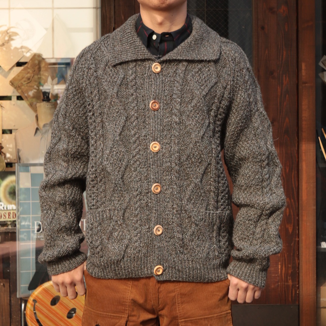 BLACK SHEEP Aran knitting Cardiganの通販｜Freeport 上野御徒町店