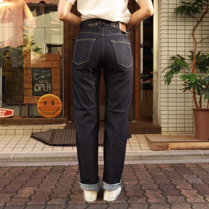 caqu/�����奦 modern straight denim 04702