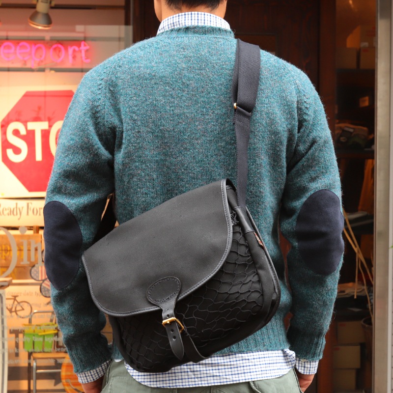 QUALITY GUN SLIPS/ƥ󥹥åץMONTGOMERY SHOULDER BAG WITH NET POCKET
