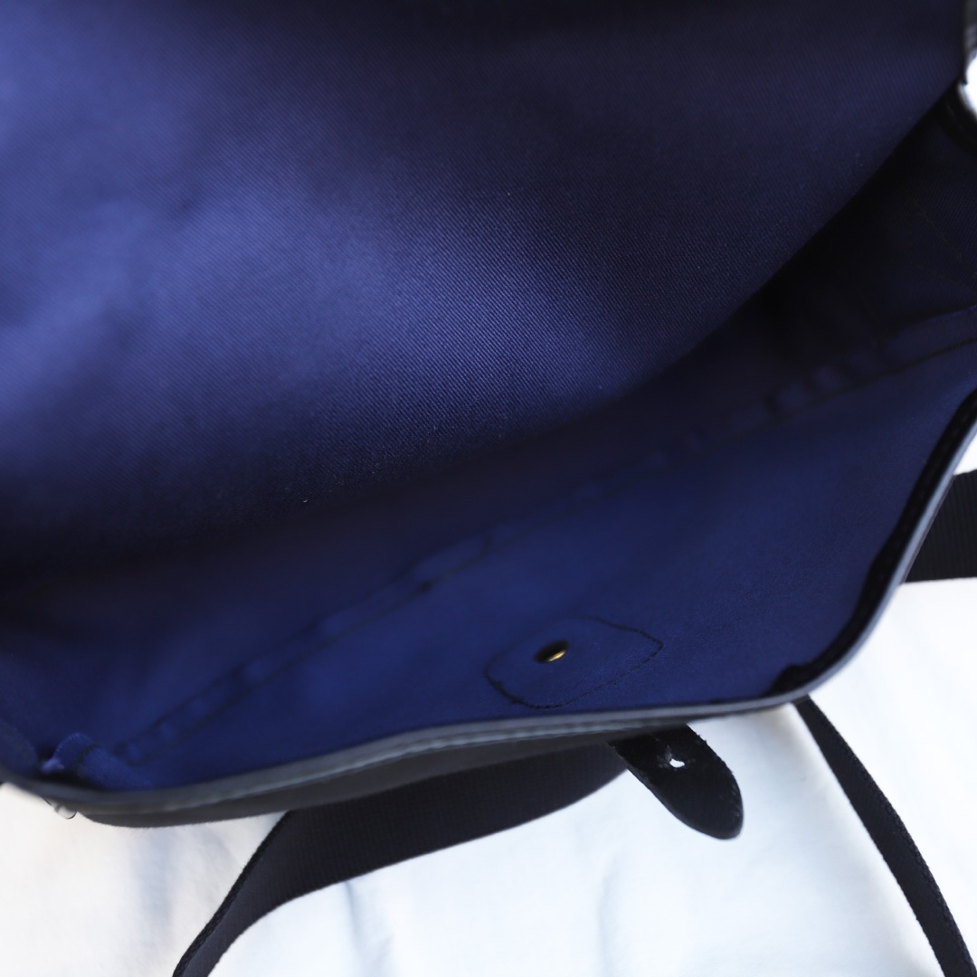 QUALITY GUNSLIPS /������ƥ����󥹥�åץ� PISES SHOLDER