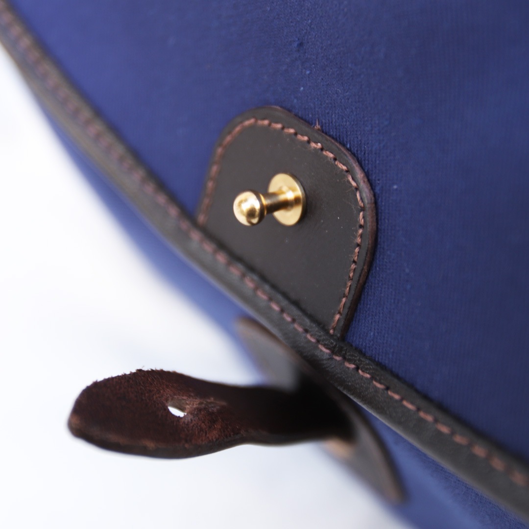 QUALITY GUNSLIPS /������ƥ����󥹥�åץ� PISES SHOLDER