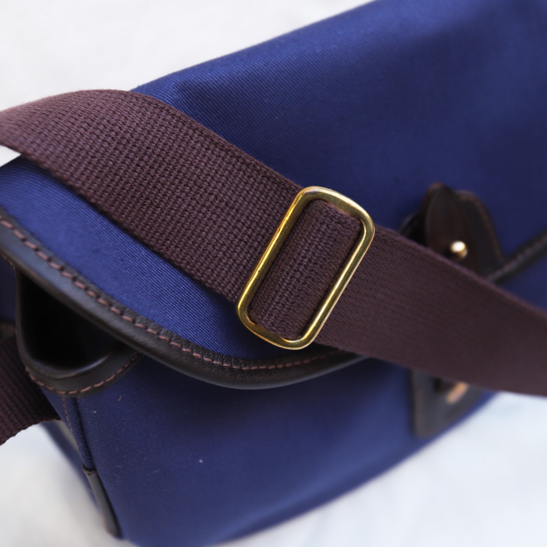 QUALITY GUNSLIPS /������ƥ����󥹥�åץ� PISES SHOLDER