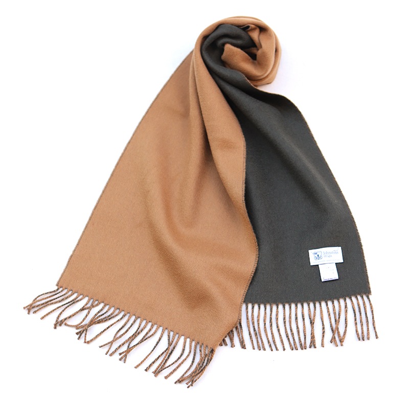 Johnstons of Elgin(����󥹥ȥ󥺡����֡����륬��) �����ߥ�ޥե顼 ����ȥ饹�� ��С����֥�