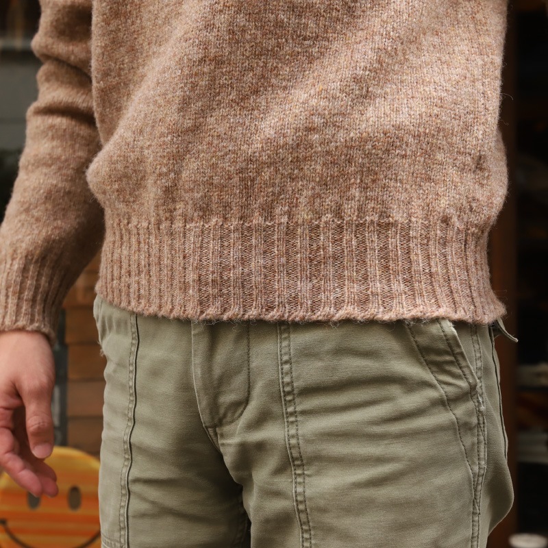 Jamieson's/ߥ CREW NECK SWETER ELBOW PATCH