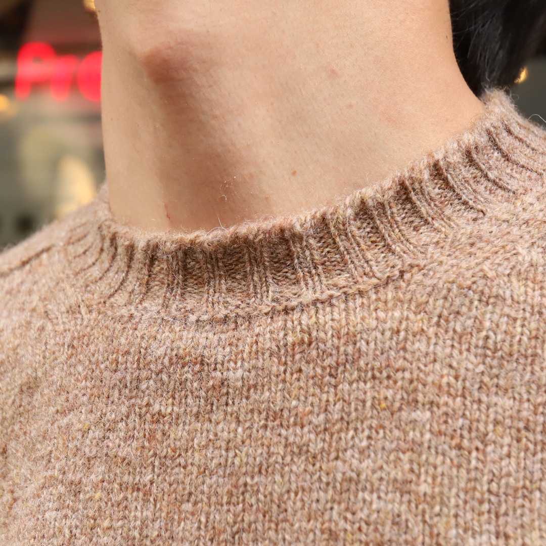 Jamieson's/ߥ CREW NECK SWETER ELBOW PATCH