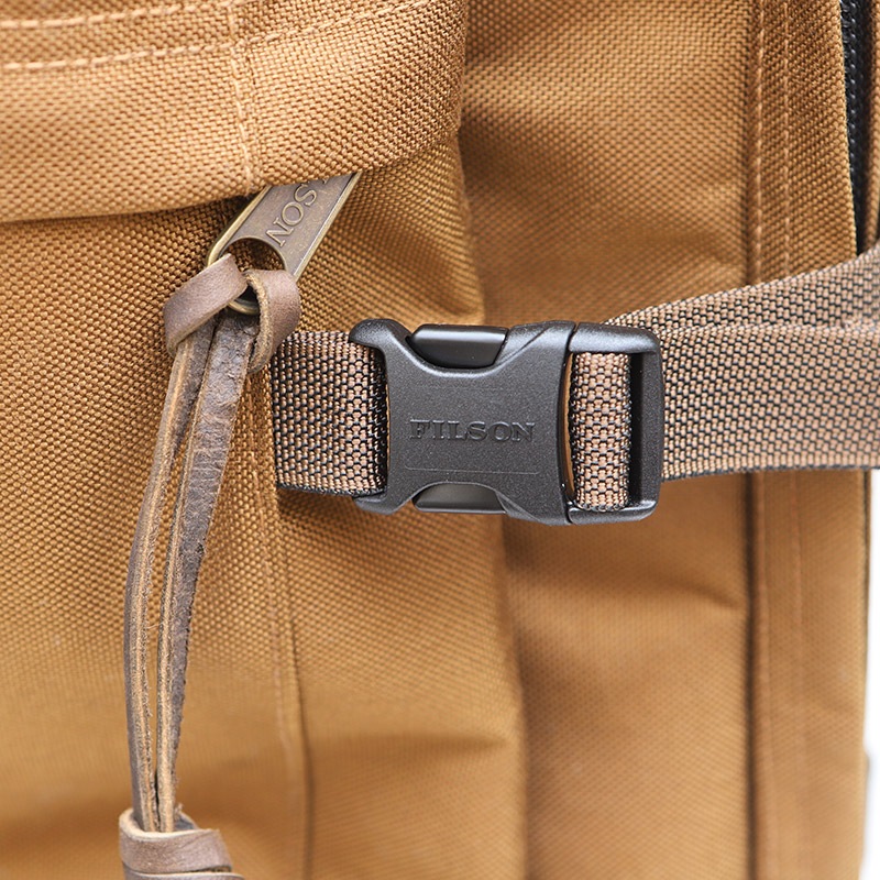 FILSON(�ե��륽��) �ۥ������ե���꡼�Хå� 47728 ���꡼��/�֥饦��