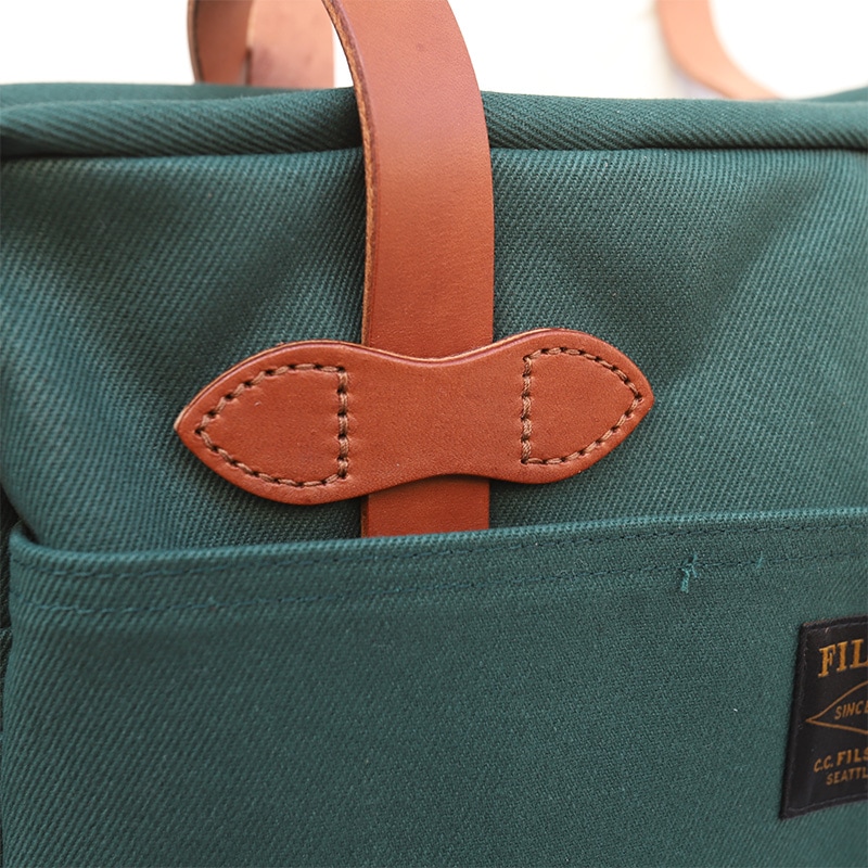 FILSON/�ե��륽�� TOTEBAG WITH ZIPPER GREEN