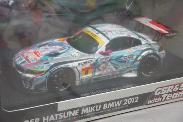 片山右京、谷口・片岡両選手直筆サイン　グッドスマイル 初音ミク Z4 2014 片山右京率いる「グッドスマイル 初音ミク AMG」は超人気マシン