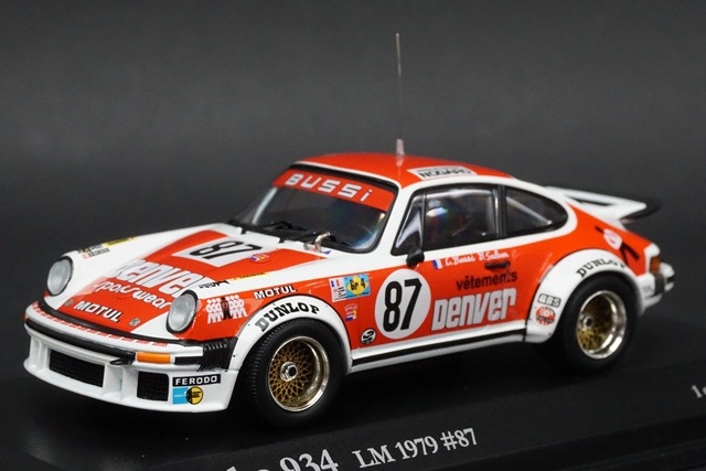 特価 F.D.S. (1/43) ポルシェ 934RSR スパーク 1/43 ポルシェ 911 GT3 R (992) No.55 ダイナミックGT 2位