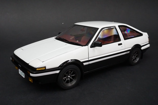 1/18 オートアート 78798 トヨタ スプリンター トレノ AE86 新