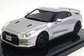����16B15-07 onemodel 1/43 ���� GT-R R35 ����С�
