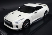 17C03-06 onemodel 1/18  GT-R 2017 Pearl White