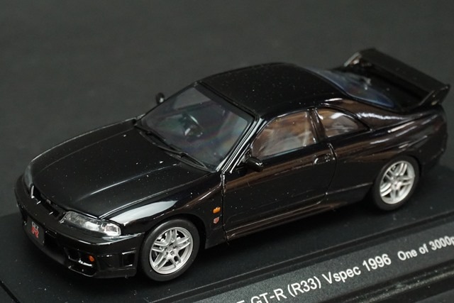 1/43 エブロ 43586 日産 スカイライン GT-R (R33) Vスペック