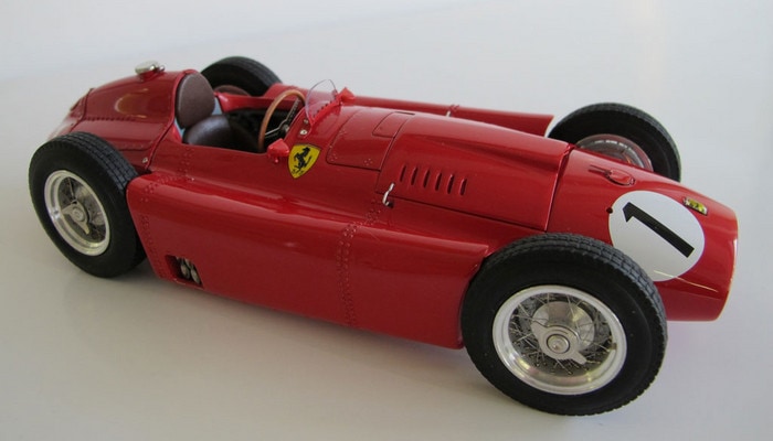 新品 M-197 CMC 1/18 フェラーリ D50 1956 イギリスGP #1 Fangio 1000