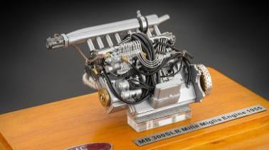 取寄せ M-120 CMC 1/18 メルセデスベンツ 300SLRエンジン ケース付 