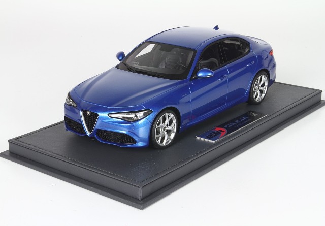 予約BBRC1829AV BBR 1/18 アルファロメオ Giulia Veloce Blue