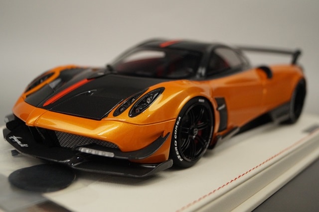 新品19B06-17 onemodel 1/18 パガーニ Huayra BC Orange ※特別
