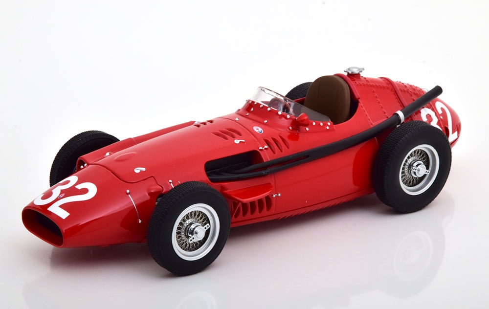 CMC 1/18 マセラティ 250F 1957  ミニカー　★絶版