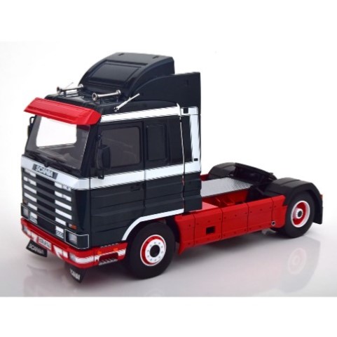 新品 RK180102 ROAD KINGS 1/18 スカニア 143 Streamline 1995 green