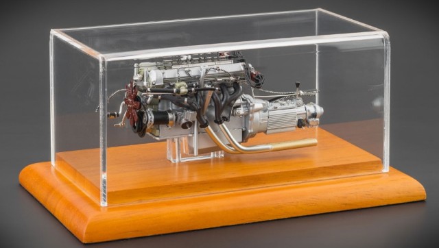 取寄せ M-133 CMC 1/18 アストンマーティン DB4 GT エンジン