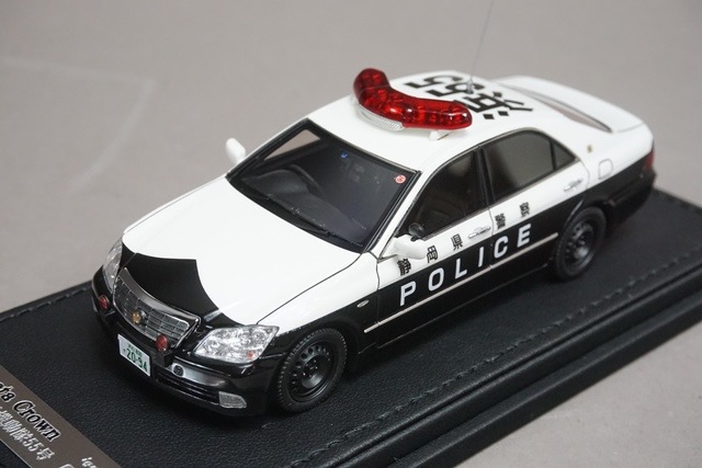 イグニッションモデル Toyota Crown GRS180 1/43 イグニッションモデル Toyota Crown GRS180 1/43