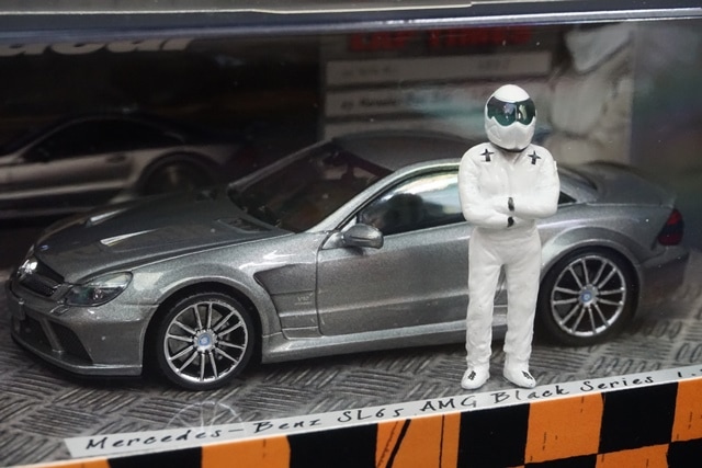 AMG SL65 ブラック ミニカー Mercedes Benz SL65 AMG 1:18 Maisto Preto - Ri Happy