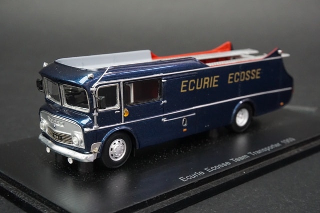 1/43 Ecurie Ecosse トランスポーター1959 ジャガー ck-modelcars-video: Commer TS3 Truck Team Transporter Ecurie