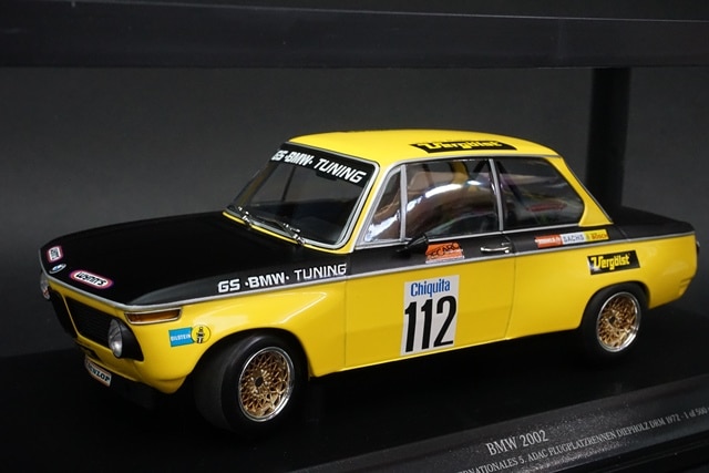 1/18 ミニチャンプス 155722712 BMW 2002 ”GS TUNING” BASCHE