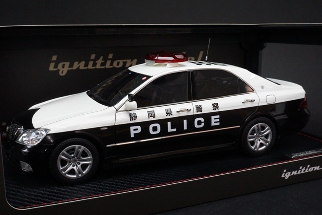 1/18 イグニッションモデル IG1913 トヨタ Crown GRS180 静岡県警 交通