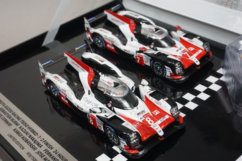 GAZOO Racing ミニカートヨタの社長さんのサイン入り GAZOOショッピング ミニカー・バイク/国産車/トヨタ GAZOO