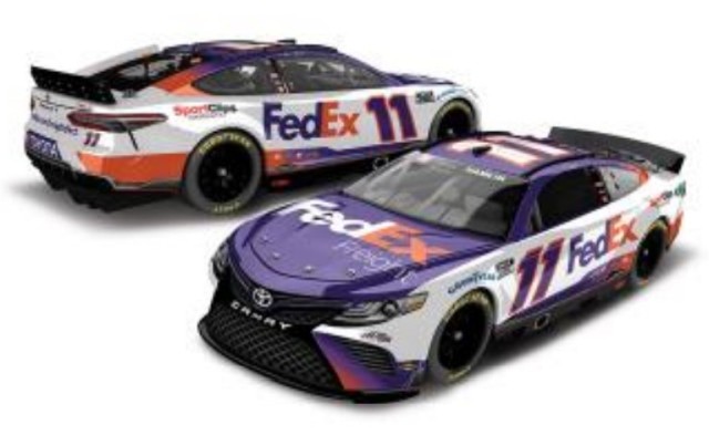 予約 C112265FEFDH ライオネルレーシング 1/64 トヨタ TOYOTA カムリ