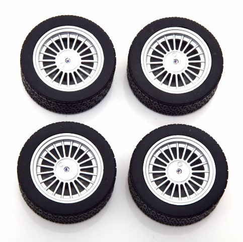 新品 KKDCACC017 KK scale 1/18 BMW Alpina E30 wheels and tyres set