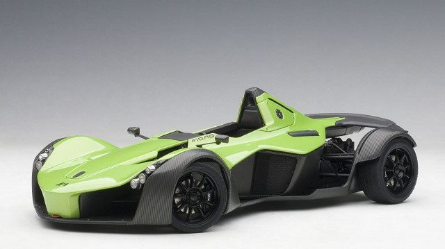 AUTOart BAC MONO 1/18 メタリック グリーンミニカー Amazon | AUTOart 1/18 BAC モノ メタリック グリーン 完成品