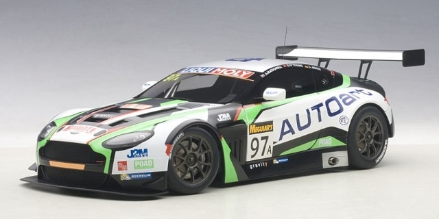 1/18 オートアート アストンマーチン V12ヴァンテージS Amazon | AUTOart 1/18 アストンマーチン V12 ヴァンテージ S 2015