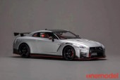 ���� 21C03-07 onemodel 1/18 ���� 2020 GT-R Nismo Super Silver ��������륱������°