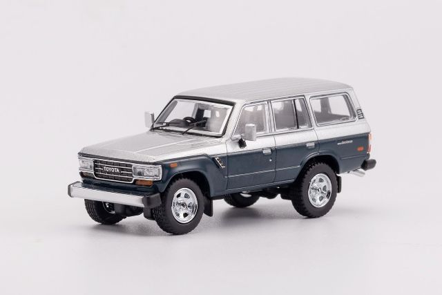 トヨタ　ランドクルーザー　4種セット ランドクルーザー70（トヨタ）ZX 4ドア（1999年8月
