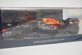 ���� S8551 ���ѡ��� 1/43 Oracle Red Bull Racing RB18 #1 ͥ�� Japanese GP ����GP 2022 F1 Drivers' Champion and World Champion Board M. �ե��륹���åڥ�
