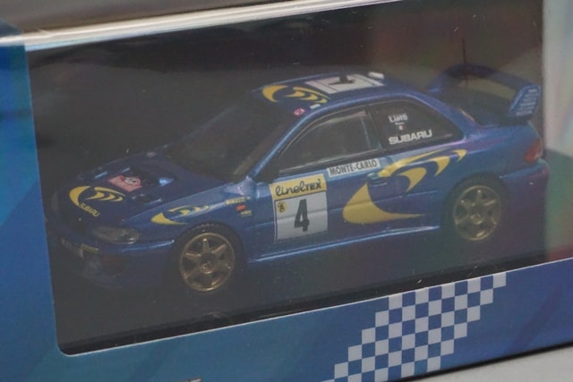 アシェットインプレッサWRC美品、ケース付き Mini-Z AWD r/s スバルインプレッサWRC2002 [KK-32644WR