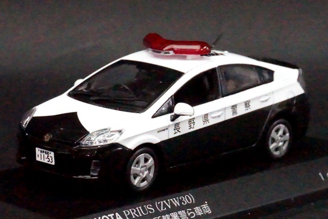 レイズ ヒコセブントヨタ プリウス (ZVW30) 長野県警察所轄署地域警ら車両 レイズ ヒコセブントヨタ プリウス (ZVW30) 長野県警察所轄署