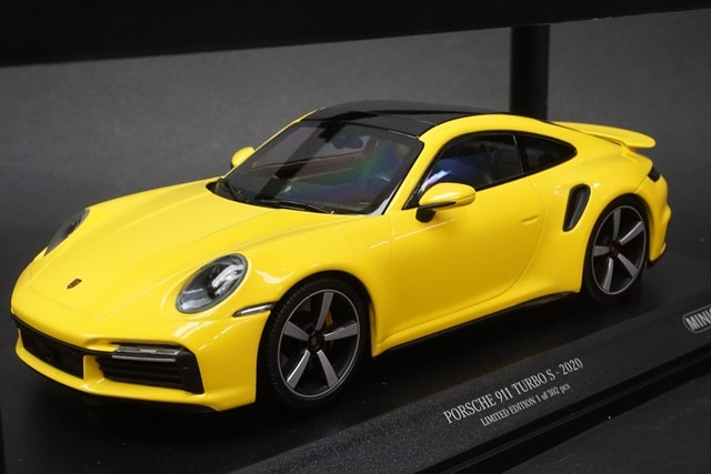 1/18 ミニチャンプス 155069071 ポルシェ 911 ターボ S 2020 イエロー