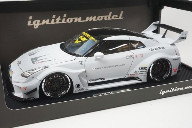 1/18 �����˥å�����ǥ� IG2357 LB-Silhouette WORKS GT ���� 35GT-RR �ޥåȥ��졼