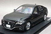 1/18 �����˥å�����ǥ� IG1682 �ȥ西 ���饦�� (220) 3.5L RS Advance PreciousBlack Pearl