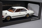 1/18 �����˥å�����ǥ� IG1467 ���� Nissan Gloria (P430) 4Door Hardtop 280E Brougham White