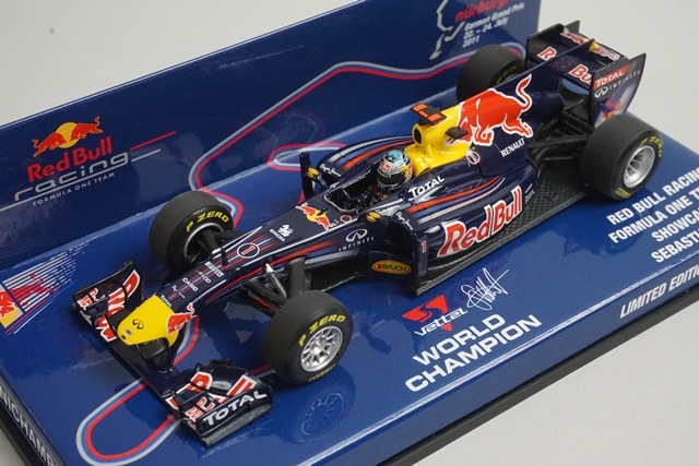 ☆1/43☆レッドブル ルノー RB7☆S.ベッテル☆2011 モナコGP優勝