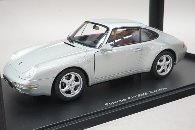 オートアート　ポルシェ993 Unboxing & Review] - Porsche 993 RWB 1:18 by AUTOart - [4K