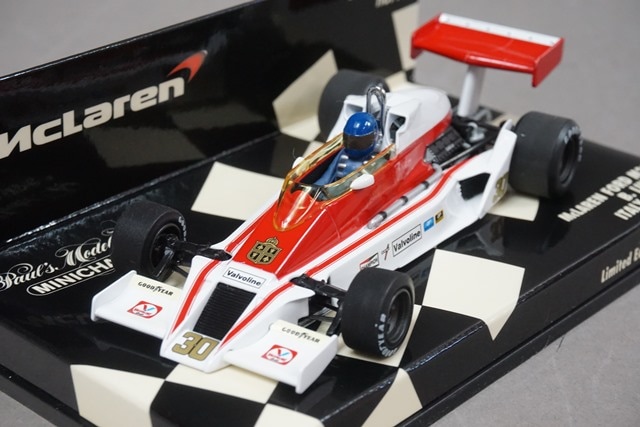 1/43 ミニチャンプス 530784330 マクラーレン フォード M26 1978 B