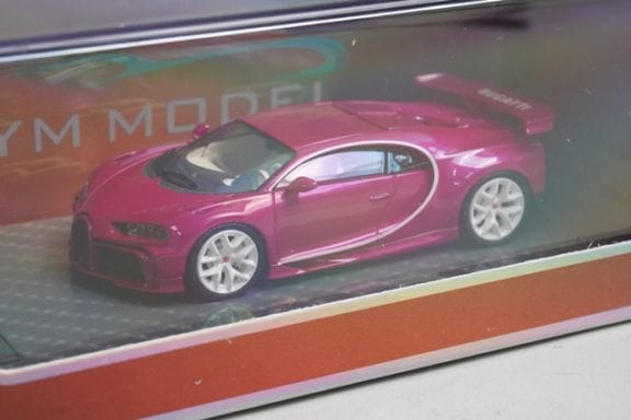ブガッティのガジェット第二弾！「BUGATTI ワイヤレスイヤホン
